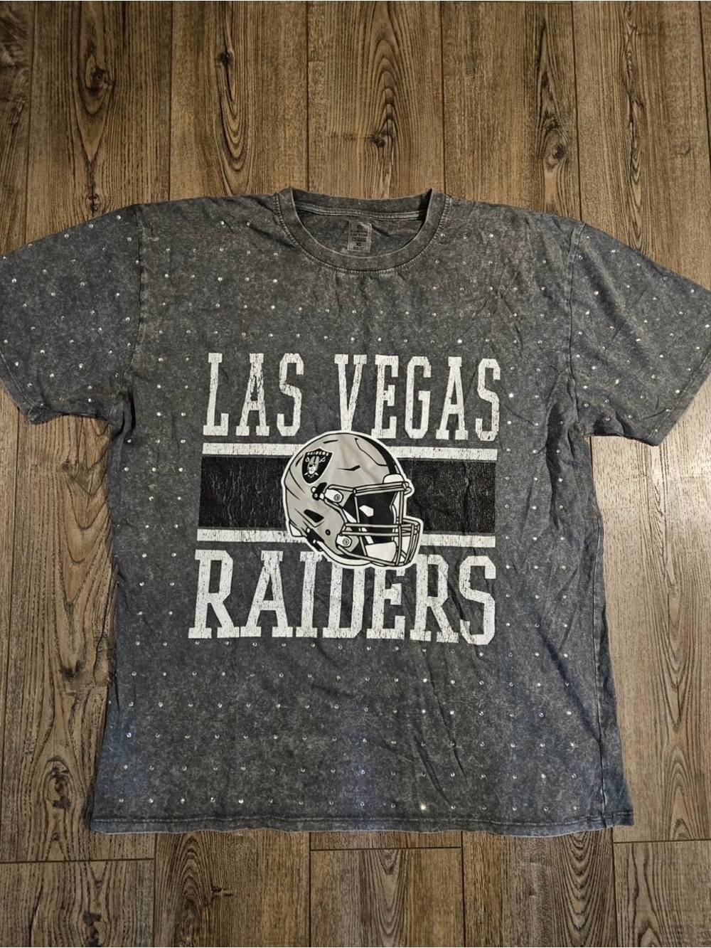 Las Vegas Raiders Women’s Gray Graphic T-Shirt